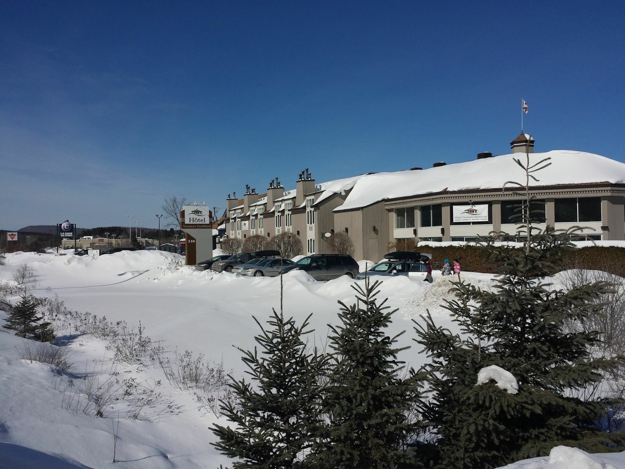 Hotel Vacances Tremblant Mont-Tremblant Eksteriør bilde